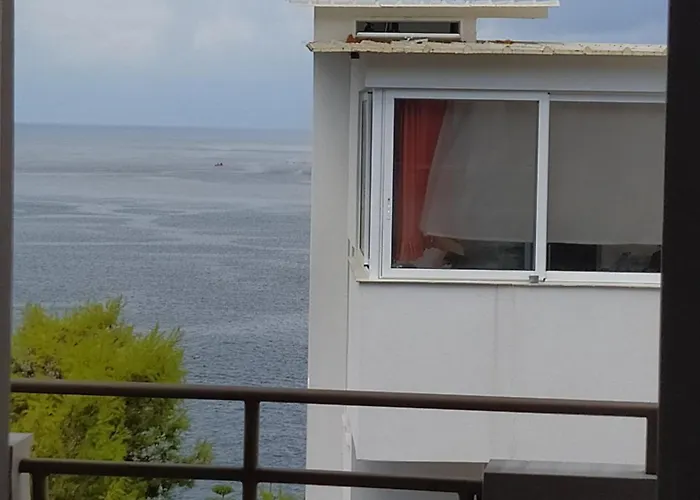 Chicago Hotel Sarandë