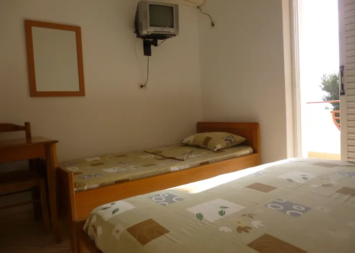 Chicago Hotel Saranda