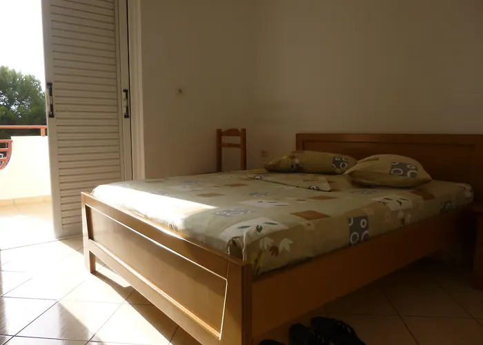 Chicago Hotel Sarandë