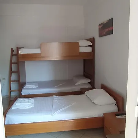 Chicago Hotel Sarandë